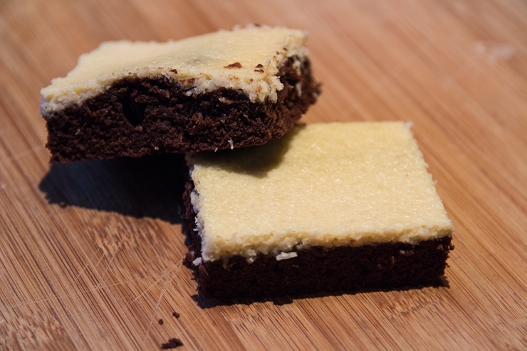 Kokos-Quark-Brownies | Erdbeerkönigreich